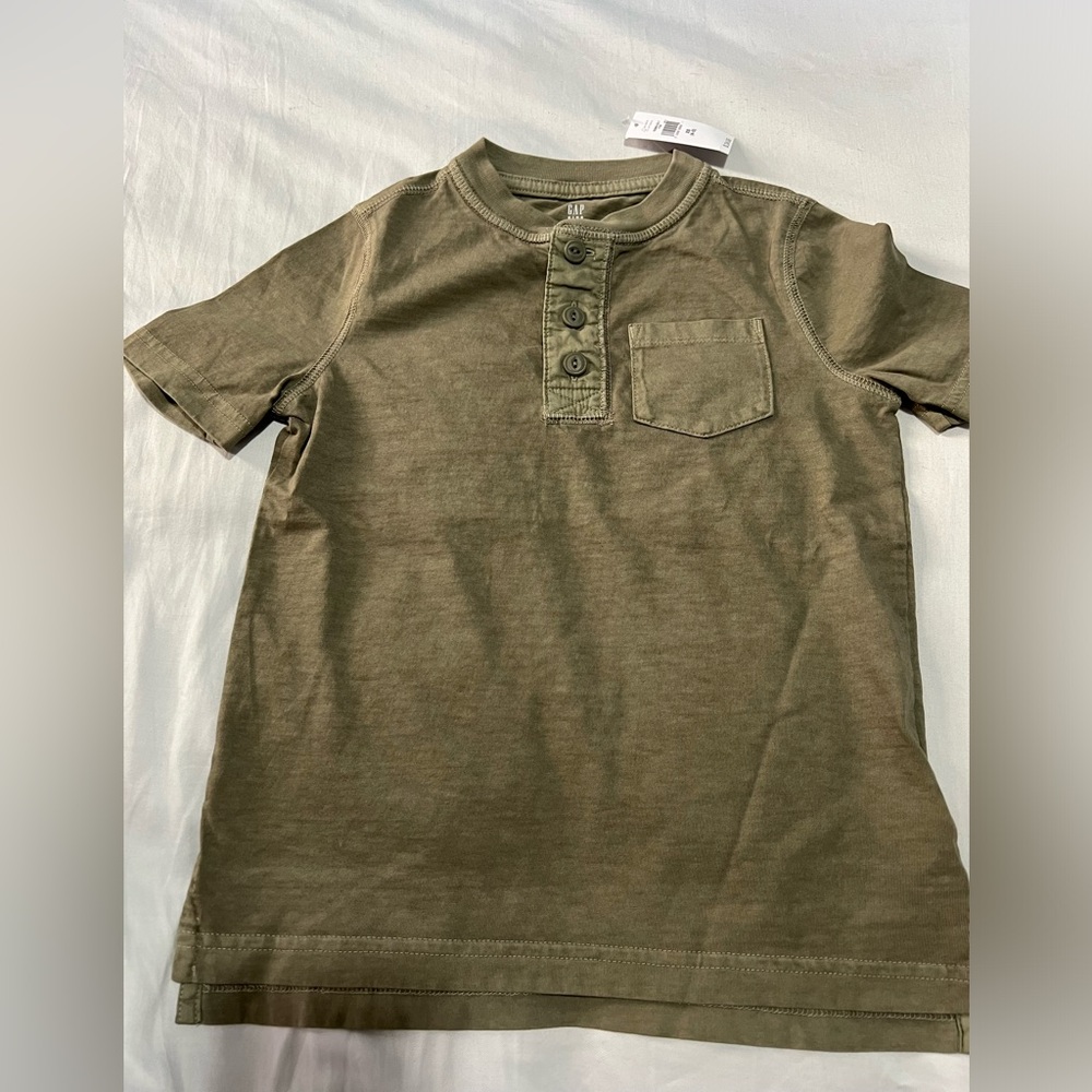 Gap Kids Olive Henley NWT